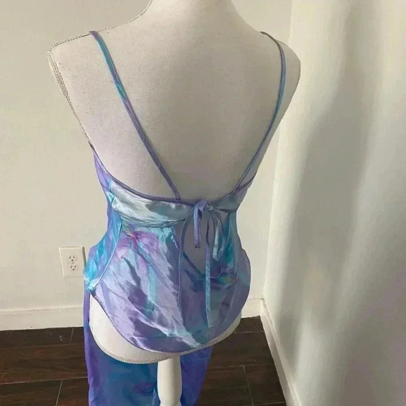 Blue & purple satin pajama set. - Picture 4 of 4